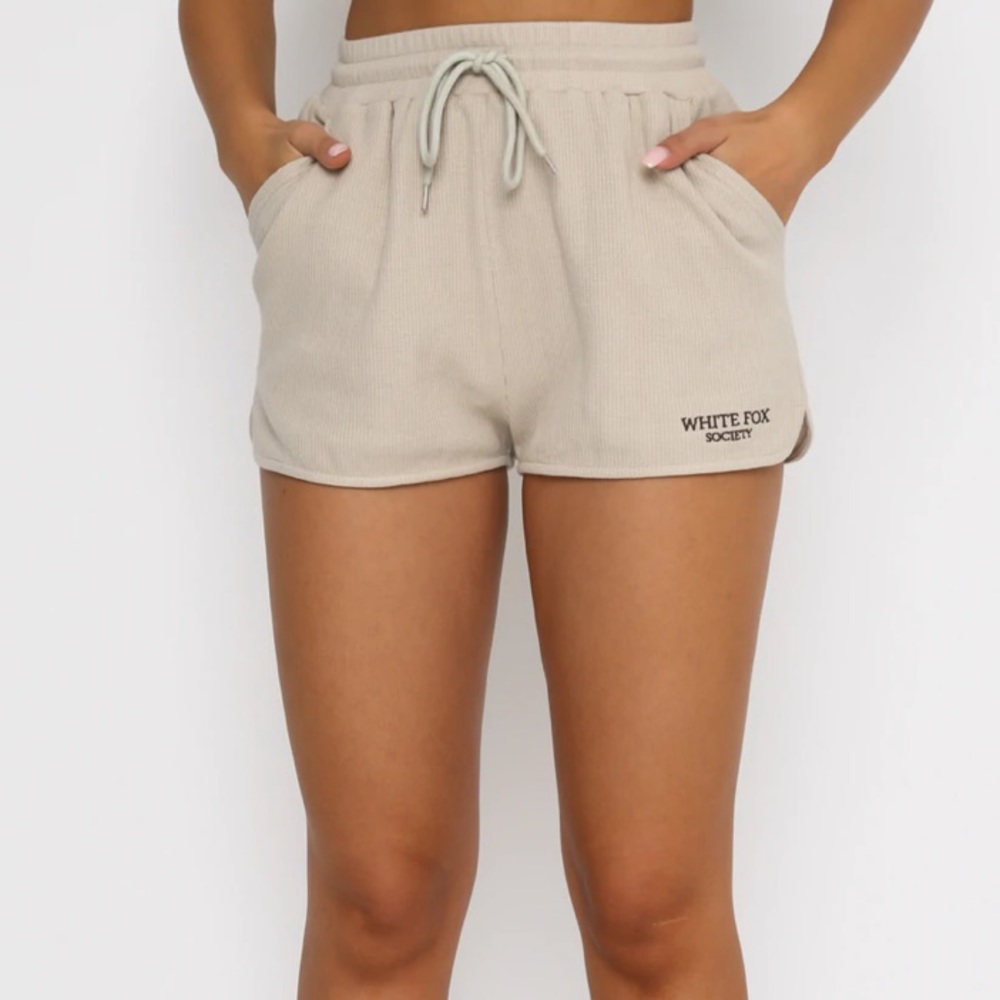 White fox lounge shorts